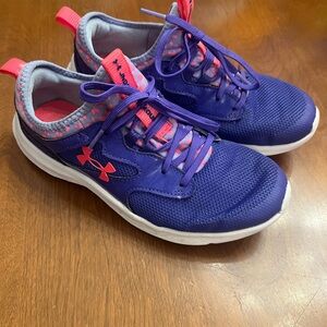Under Armour infinity big girls 4Y Purple and Pink Sneakers